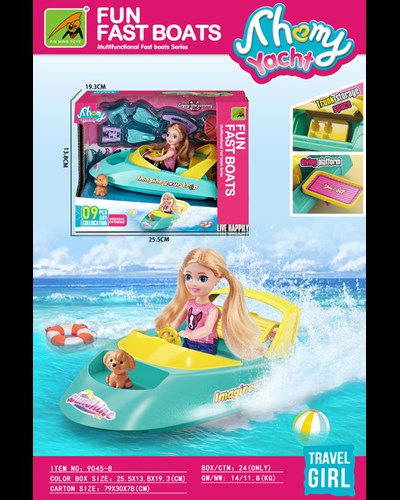 בובה עם סירת מירוץ